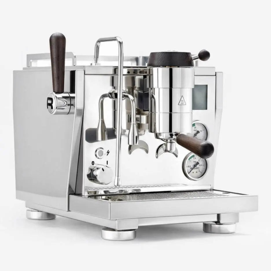R Nine One Espressomaschine – Barista und Espresso