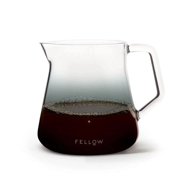 Glasserveringskanna med stilren design för exakt bryggning, barista tillbehör, Senaste nytt, allt om kaffe.