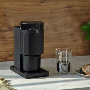 Kaffeemühle - Barista und Espresso