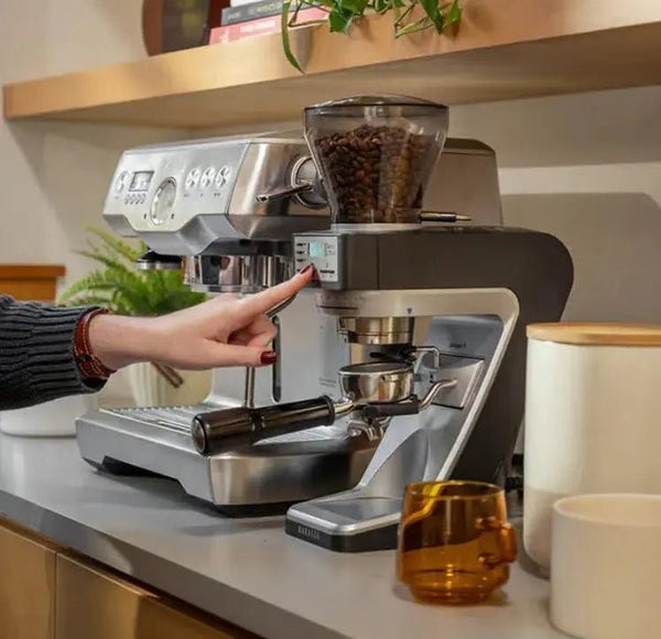 Renovierte Mühlen – Barista und Espresso