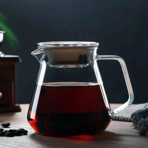 Servierkanne – Barista und Espresso