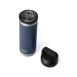 Vakuumisolerad navyblå YETI-flaska 530 ml med skruvlock, utformad för pendling och utomhusbruk, allt om kaffe.