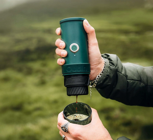 Mino Tragbare Espressomaschine – Canyon Green