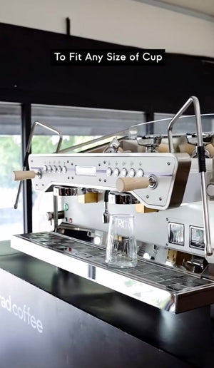 La Nuova Era IRON 2 - grupp Kommersiell multiboiler espressomaskin - Barista och Espresso